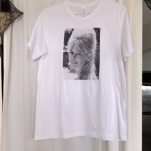 BRIGITTE BARDOT T SHIRT - SIZE L - UNISEX - NEVER WORN